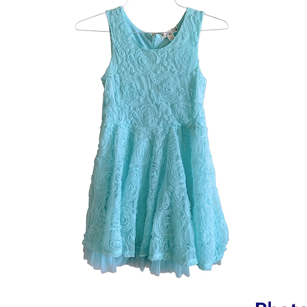 Girls formal special occasions dress
